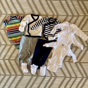 Newborn clothing bundle, barely worn!